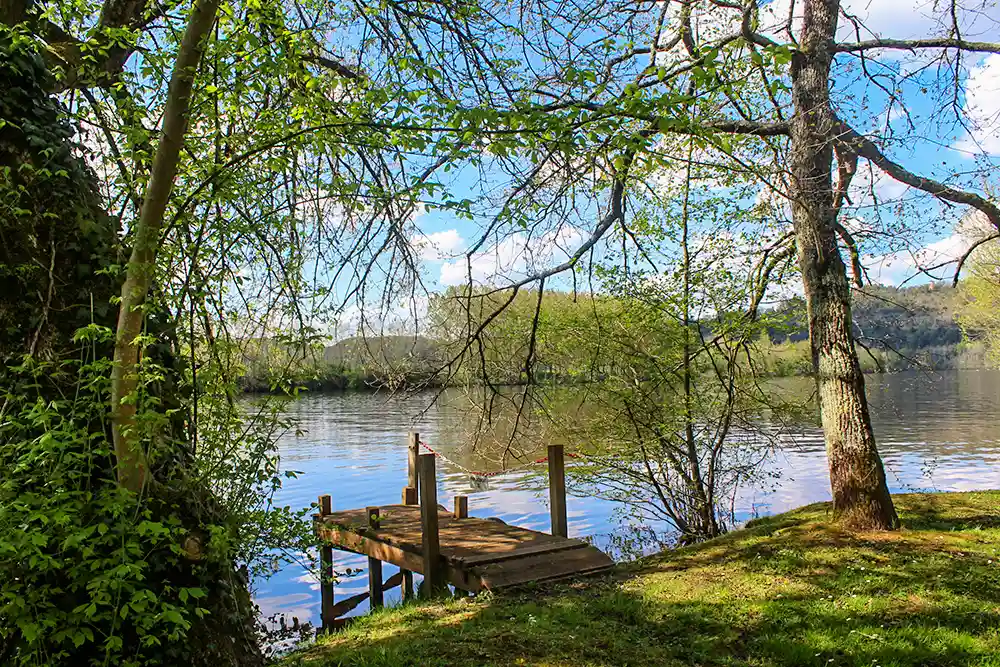 camping les berges de la dordogne avec piscine