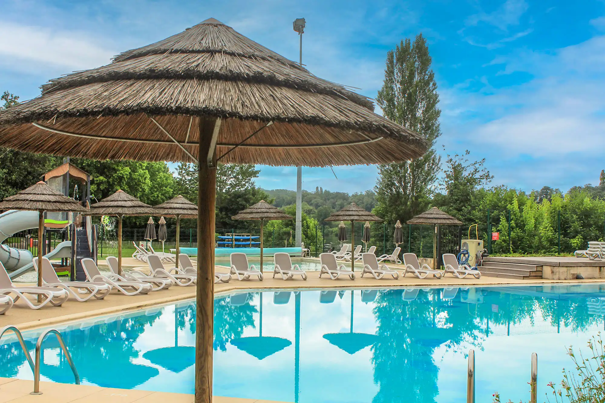 camping piscine dordogne